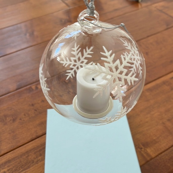 Battery-Operated Lighted LED Candle In Votive Ornament - Picture 1 of 5